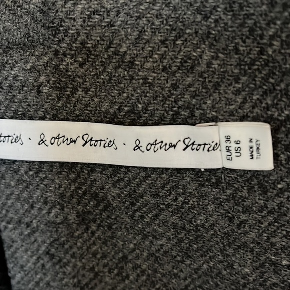 & OTHER STORIES Double Breasted Bouclé Coat - Picture 3 of 11